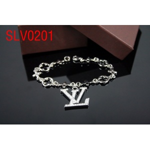 $19.00,Louis Vuitton Bracelets For Women in 86136