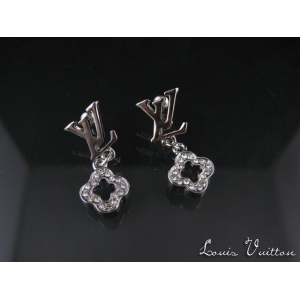 $15.00,LV Earrings For Women in 88741