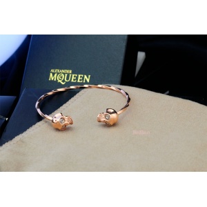$26.00,2018 New McQueen Bracelets  in 178047