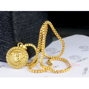 $36.00,2018 New Design Versace Necklaces For Men in 183509