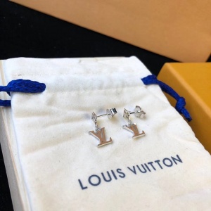 $45.00,2019 New Cheap AAA Quality Louis Vuitton Earrings For Women # 197627
