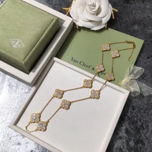 $45.00,2019 New Cheap AAA Quality Van Cleef&Arpels Necklace For Women # 199097