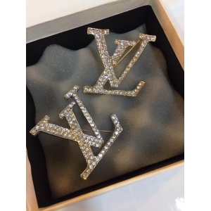 Cheap 2019 New Cheap AAA Quality Louis Vuitton Brooch For Women ...