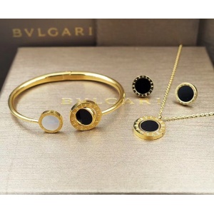 $49.00,2019 New Cheap AAA Quality Bvlgari Necklace Bracelets Set For Women # 199215