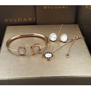 2019 New Cheap AAA Quality Bvlgari Necklace Bracelets Set For Women # 199218