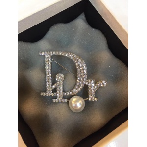 $25.00,2019 New Cheap AAA Quality Dior Brooch For Women # 199342