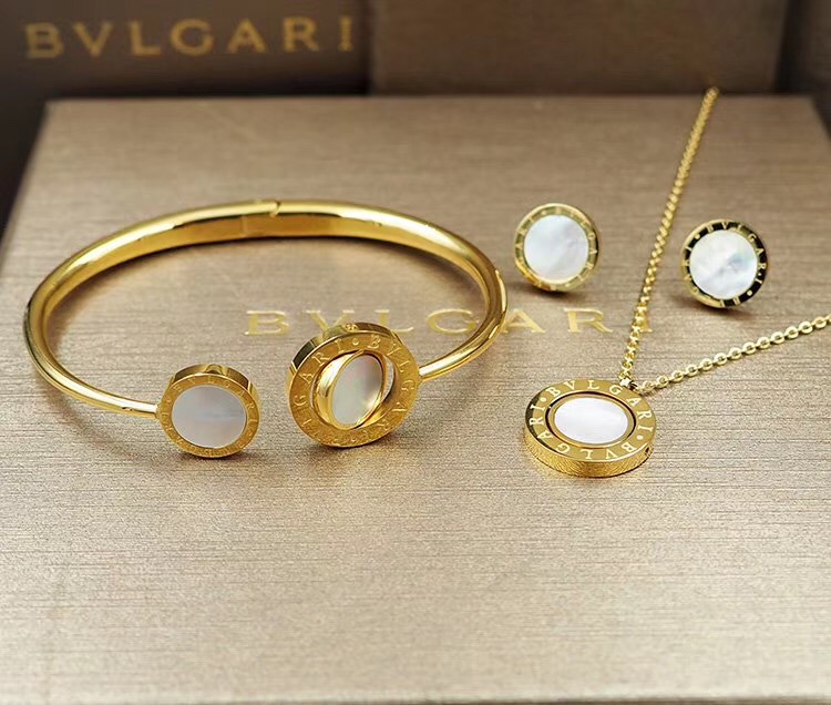 2019 New Cheap AAA Quality Bvlgari Necklace Bracelets Set For Women # 199214, cheap Bvlgari Necklace, only $49!
