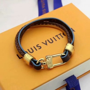 $42.00,2020 Cheap Louis Vuitton Bracelets For Men # 214722