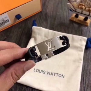$42.00,2020 Cheap Louis Vuitton Bracelets For Men # 214739