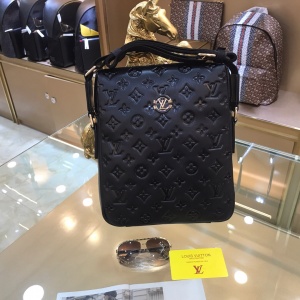 $95.00,2020 Cheap Louis Vuitton Crossbody Bag # 216176