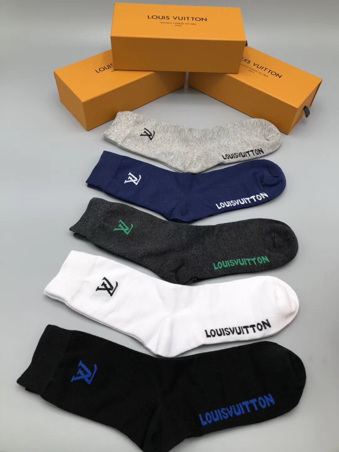 Cheap 2020 Cheap Unisex Louis Vuitton Socks 5 Pairs Per Box # 215963 ...