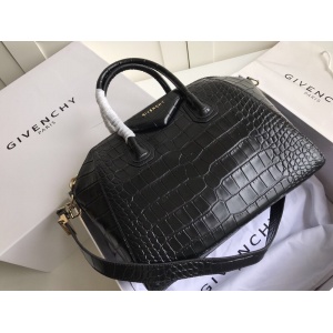 $205.00,2020 Cheap Givenchy Handbag Big  For Women # 221792