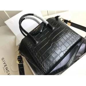 $185.00,2020 Cheap Givenchy Handbag Small For Women # 221793