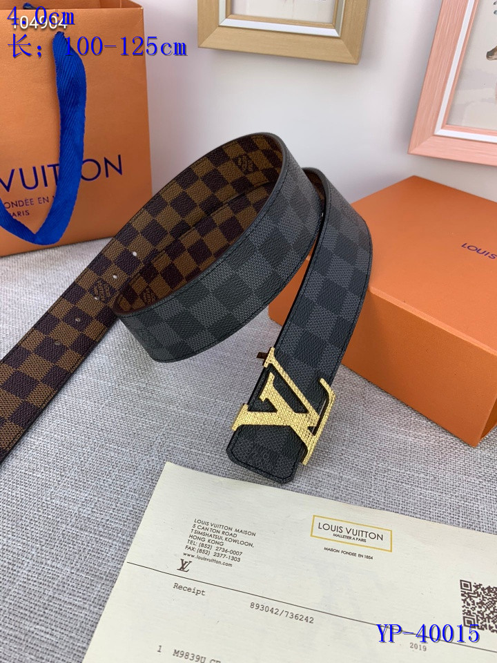 Louis Vuitton LV Initiales 30mm Reversible Belt Pink Damier Azur. Size 80 cm
