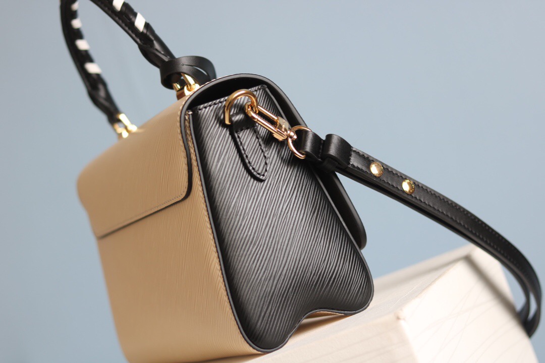 LV Shoulder Bags- Louis Vuitton Handbags New Collection to Have #Louis # Vuitton #Handbags