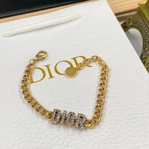 $35.00,2020 Dior Bracelets For Women # 230806