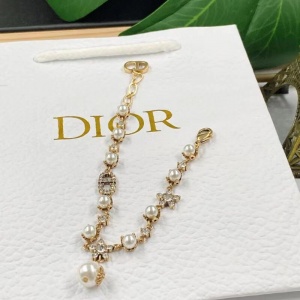$35.00,2020 Dior Bracelets For Women # 230810