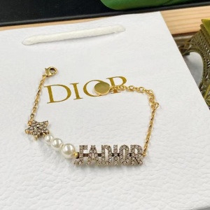 $35.00,2020 Dior Bracelets For Women # 230821