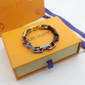 $35.00,2020 Louis Vuitton Bracelets For Women # 230952