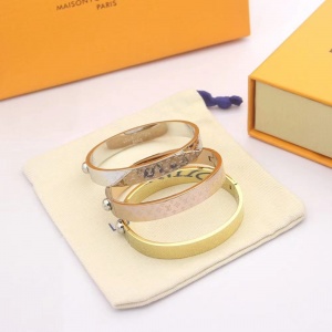 $35.00,2020 Louis Vuitton Bracelets For Women # 230970