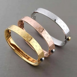 $35.00,2020 Louis Vuitton Bracelets For Women # 230976