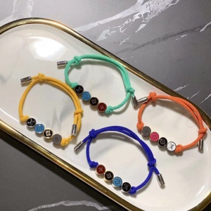 $35.00,2020 Louis Vuitton Bracelets For Women # 230982