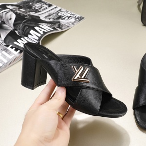 $65.00,Louis Vuitton Sandals For Women # 237885