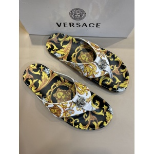 $54.00,2021 Versace Slippers For Men # 240480