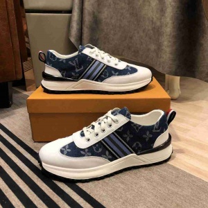 $82.00,2021 Louis Vuitton Causual Sneakers For Men in 240888