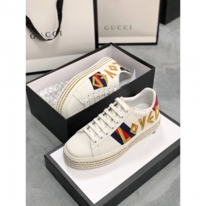 $82.00,2021 Gucci Causual Sneakers For Wome in 241199