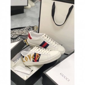 $82.00,2021 Gucci Causual Sneakers For Wome in 241229