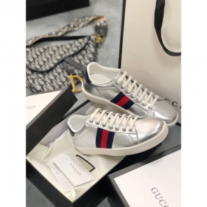 $82.00,2021 Gucci Causual Sneakers For Wome in 241236