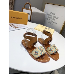 $75.00,2021 Louis Vuitton Sandals For Women # 241820