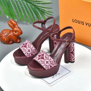 $75.00,2021 Louis Vuitton Sandals For Women # 241854