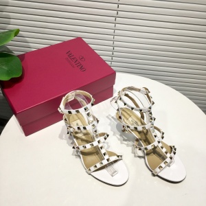 $79.00,2021 Valentino Sandals For Women # 242031