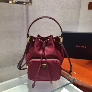 $95.00,2021 Prada Handbag For Women in 244141