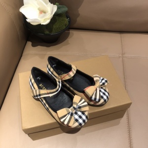 $65.00,Burberry Shoes For Kids # 248922