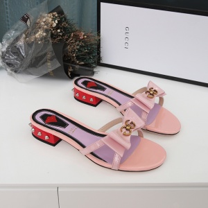 $72.00,Gucci Sandals For Women # 251041