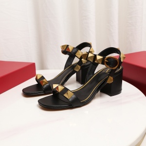 $75.00,Valentino Sandals For Women # 251150