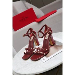 $82.00,Valentino Sandals For Women # 251159
