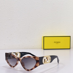 $54.00,Fendi Sunglasses Unisex in 254530