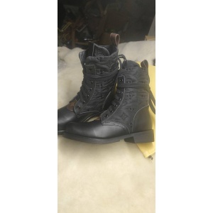 $85.00,Louis Vuitton Monogram Canvas And Leather Combat Boot For Women in 257746