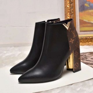 $85.00,Louis Vuitton Monogram Match make Boot For Women in 257749
