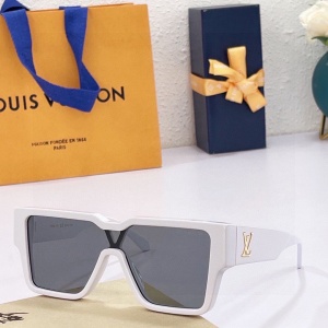 $52.00,Louis Vuitton Sunglasses Unisex in 258177
