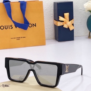 $52.00,Louis Vuitton Sunglasses Unisex in 258180