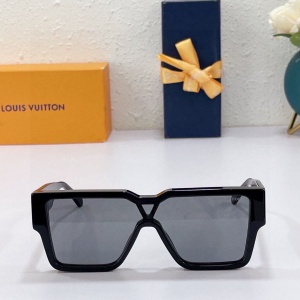 $52.00,Louis Vuitton Sunglasses Unisex in 258181