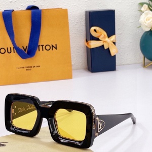 $52.00,Louis Vuitton Sunglasses Unisex in 258707