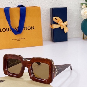 $52.00,Louis Vuitton Sunglasses Unisex in 258708