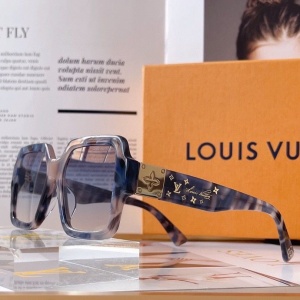 $52.00,Louis Vuitton Sunglasses Unisex in 258743