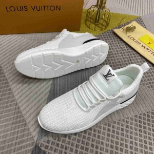 $89.00,Louis Vuitton Almond toe Low Top Lace Up Sneakers For Men in 259238